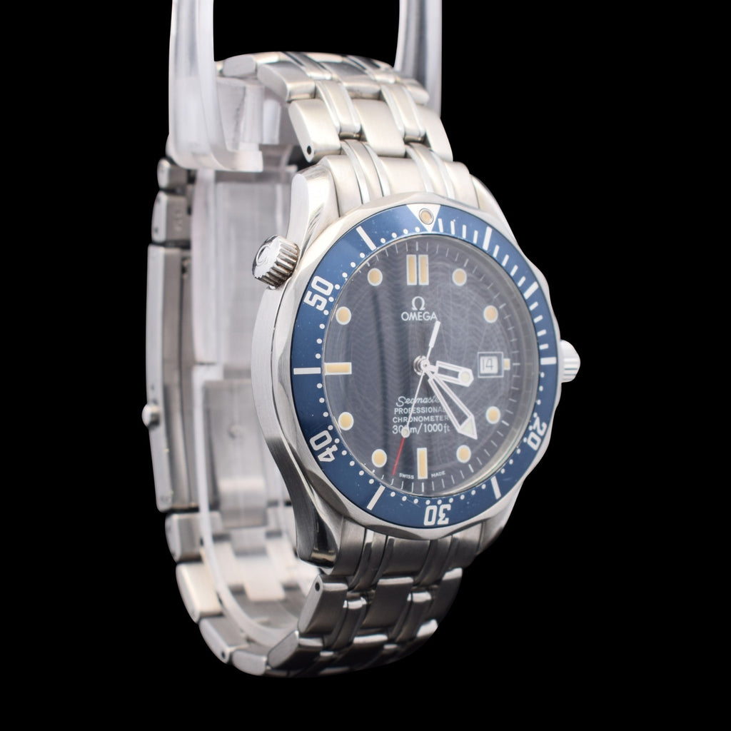 Omega Seamaster Professional 300M | 41mm | "James Bond" | Blue Dial I 2531.80