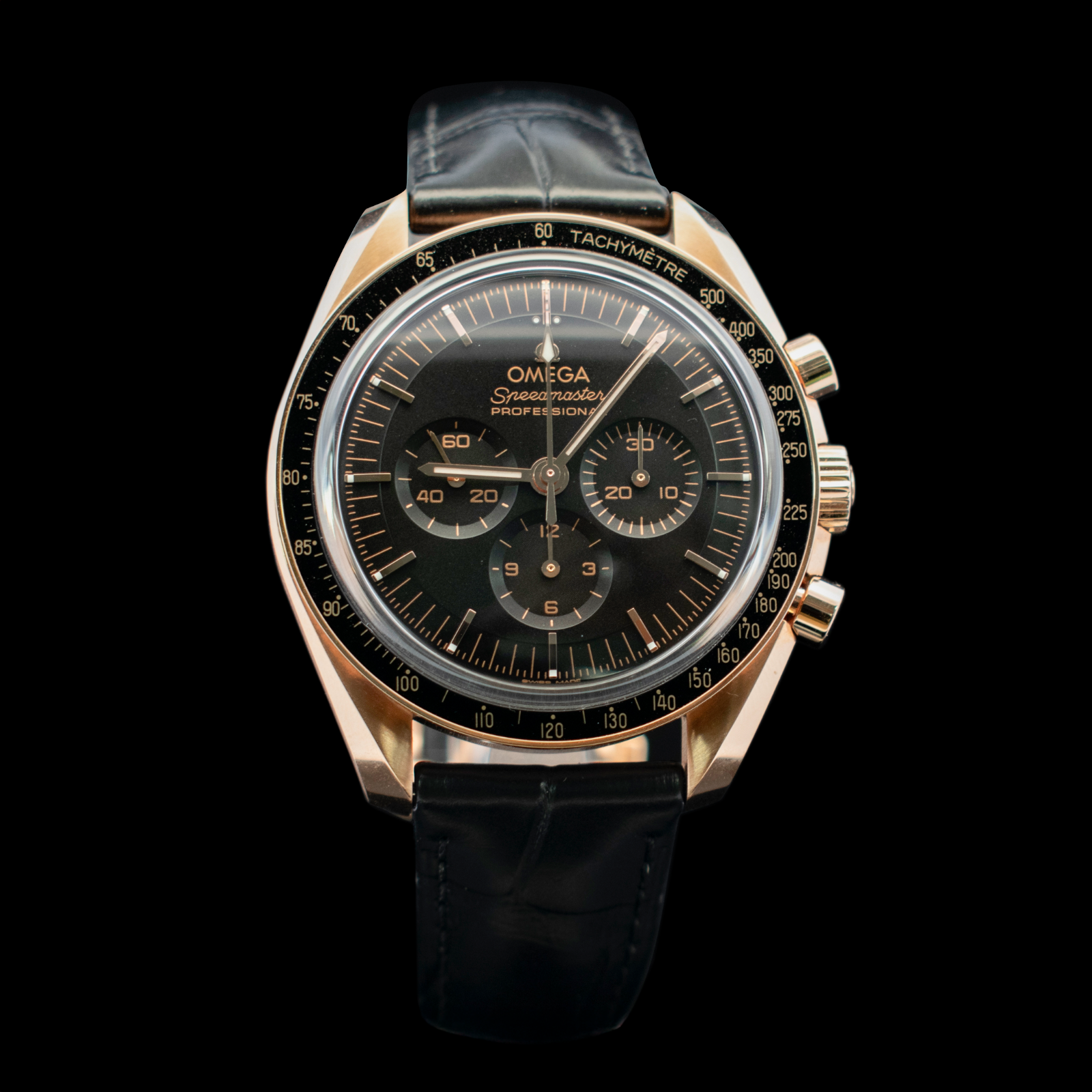 Omega Speedmaster Professional Moonwatch42 mm | 18K Sedna Gold Black Dial (2022)