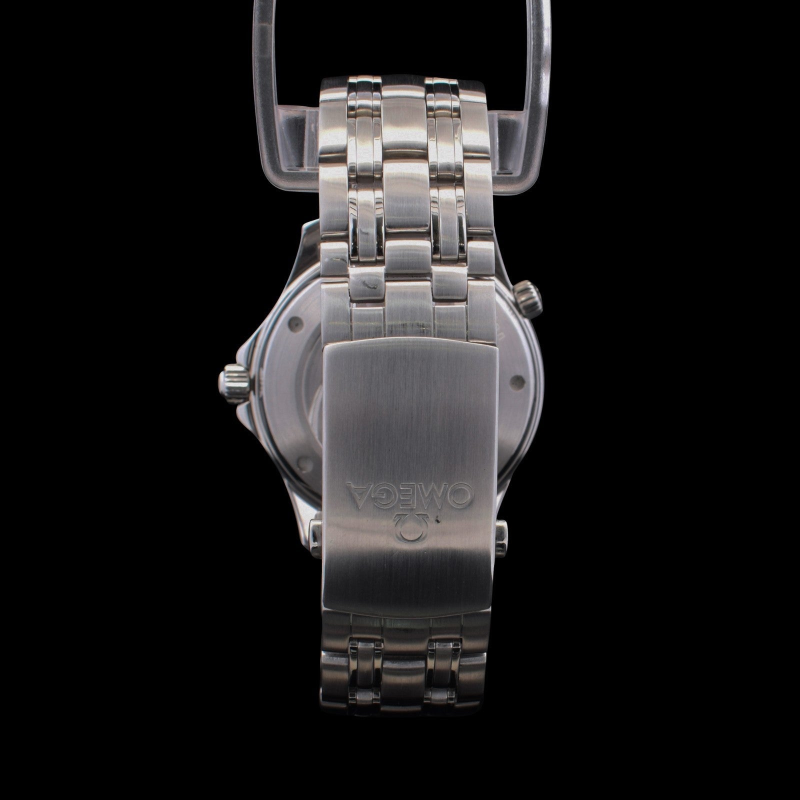 Omega Seamaster Diver 300M “James Bond 50th Anniversary” | 212.30.41.20.01.005