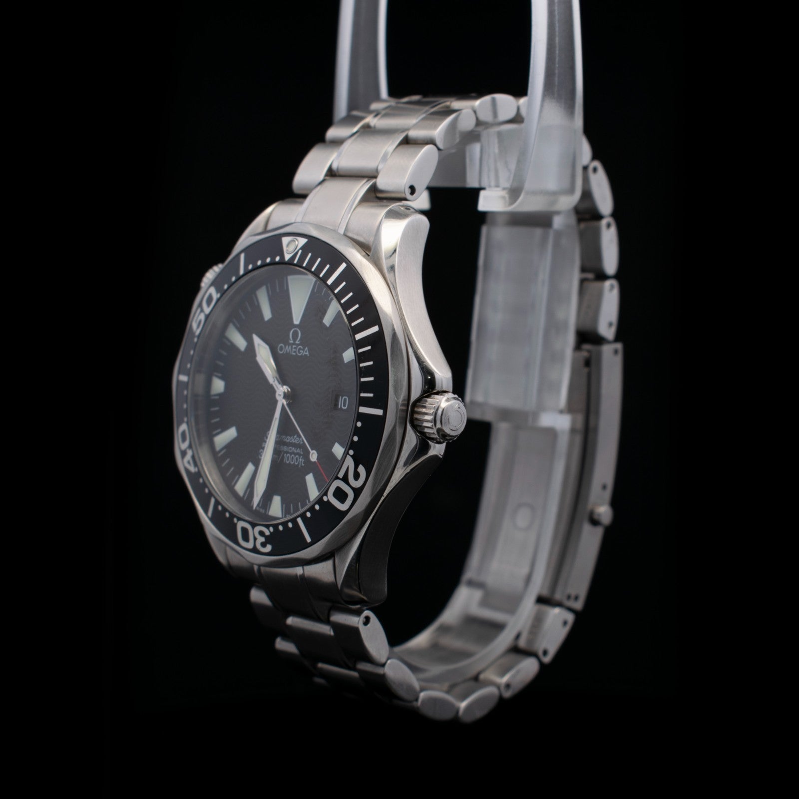 Omega Seamaster Diver 300 M | Quartz | Black Wave Dial | Ref. 2264.50