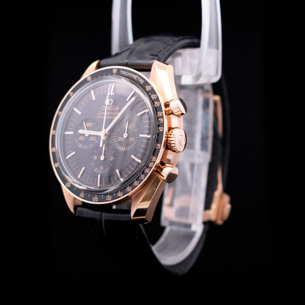 Omega Speedmaster Professional Moonwatch42 mm | 18K Sedna Gold Black Dial (2022)