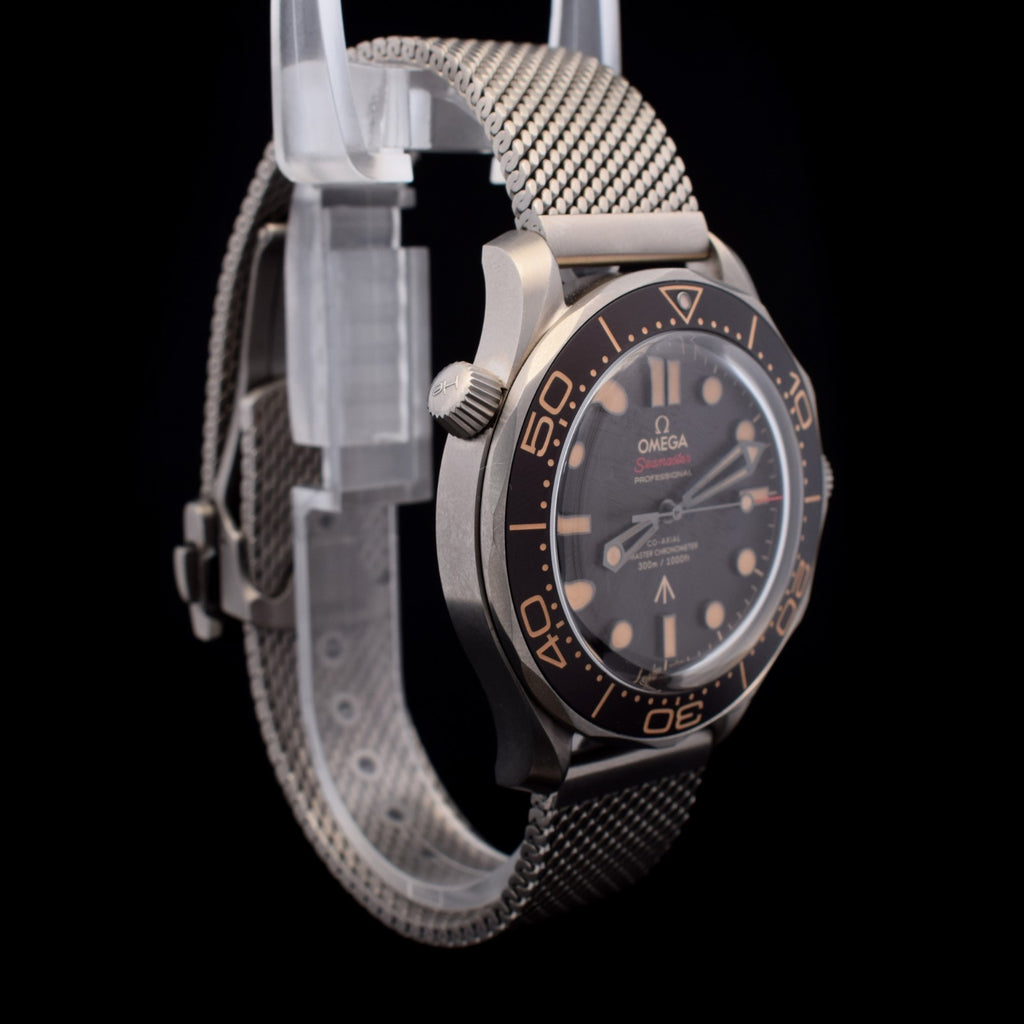 Omega Seamaster Diver 300M “No Time To Die” 007 Edition | Titanium | 42mm |
