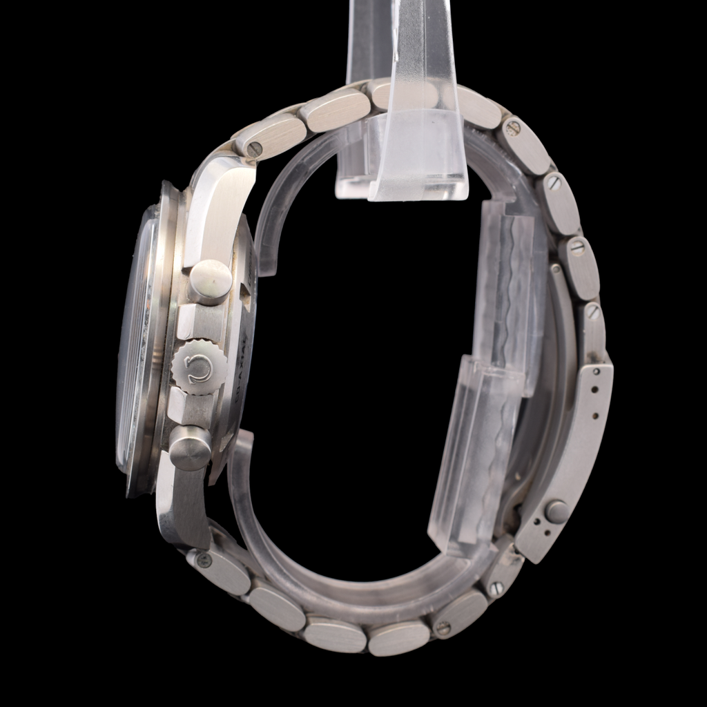 Omega Speedmaster HB-SIA Solar Impulse | Titanium Carbon-Fiber Dial