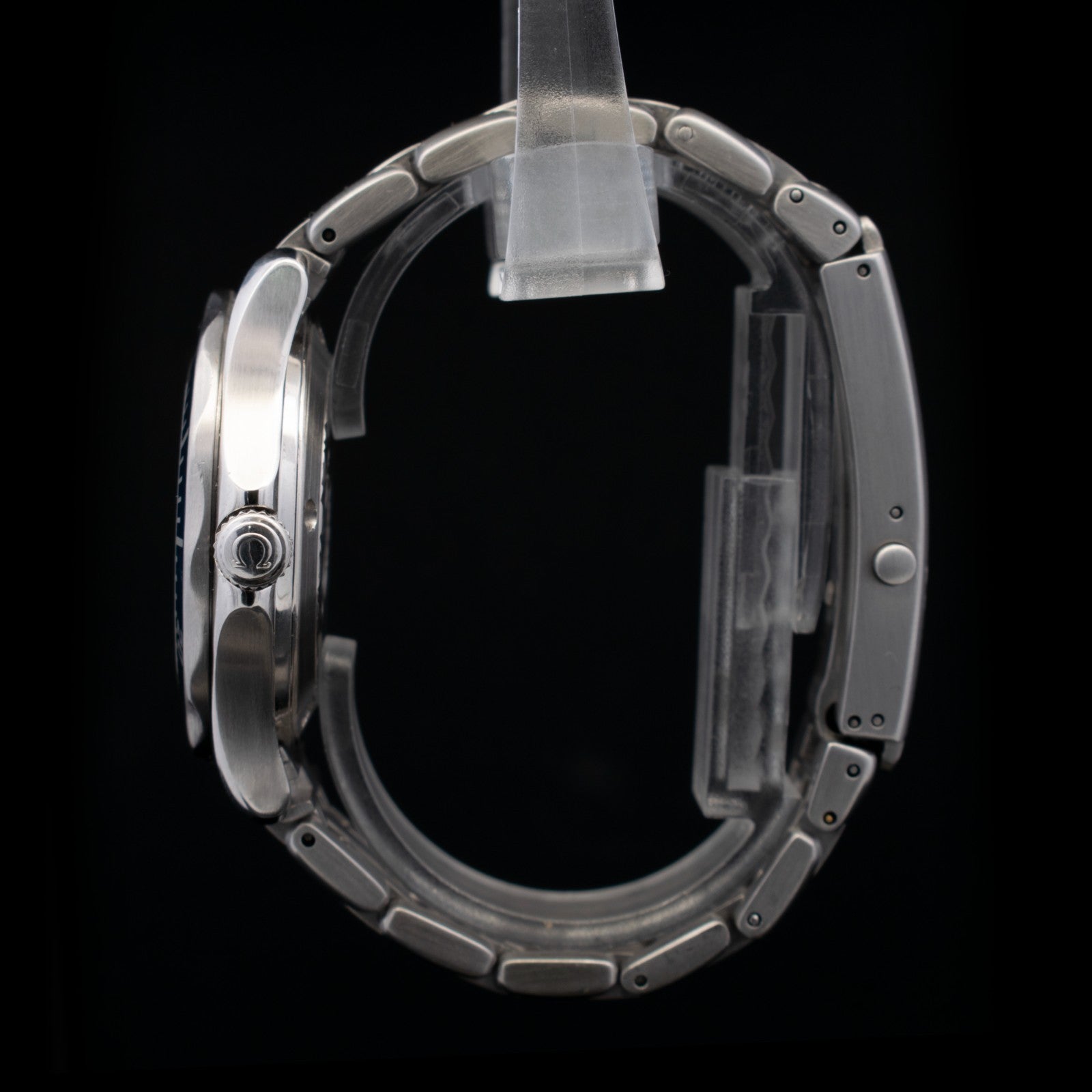 Omega Seamaster Quartz – Model 2561.80