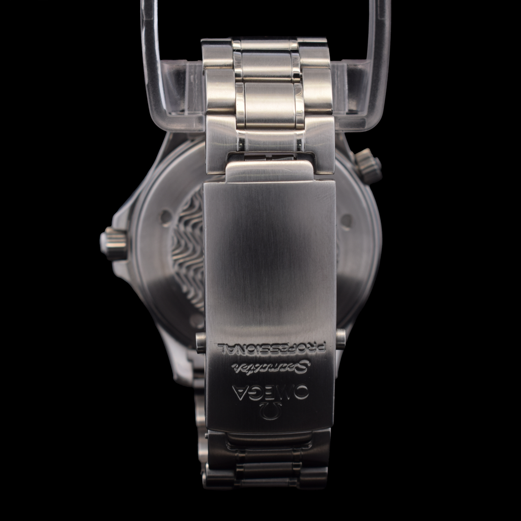 Omega Seamaster Professional 300M | 41mm Black Wave Dial | Quartz | Ref. 2264.50